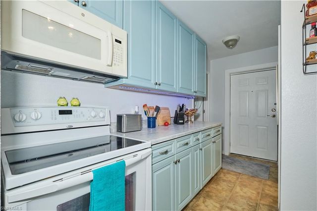 16820 Banyon, Fort Myers, FL 33980