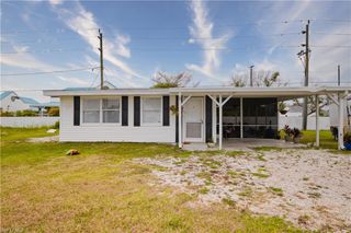 16820 Banyon, Fort Myers, FL 33980