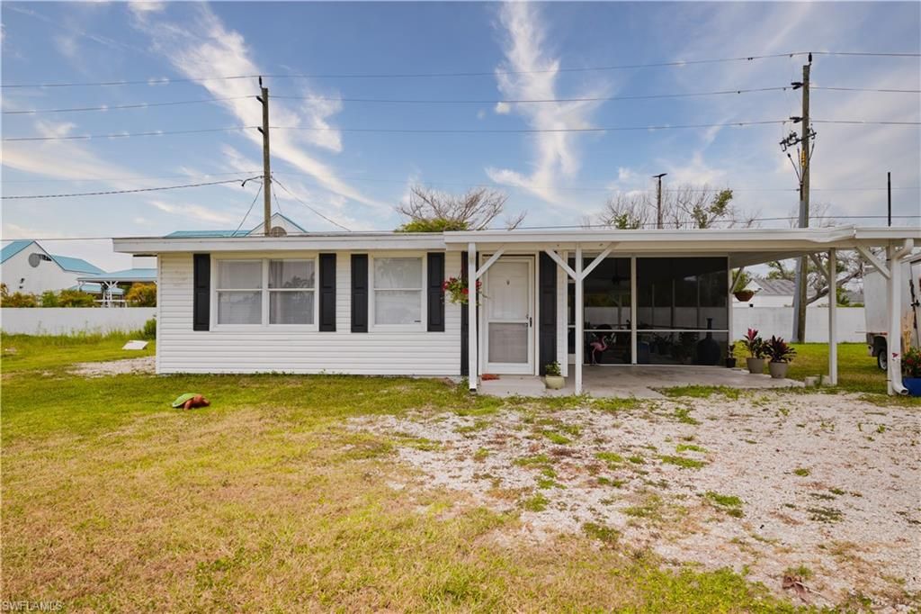16820 Banyon, Fort Myers, FL 33980
