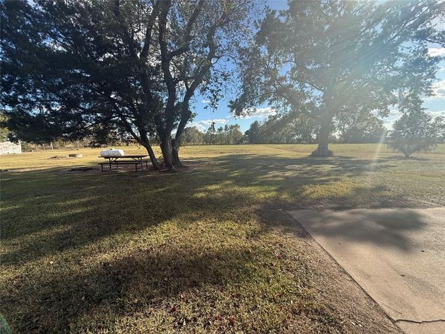 5443 Randon School Road, Rosenberg, TX 77471