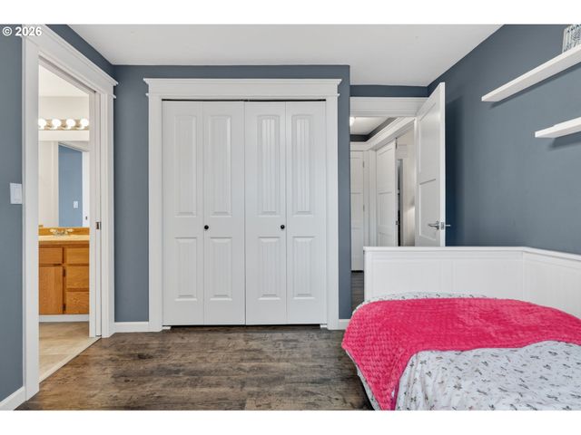 205 Ne MILNE Rd, Hillsboro, OR 97124