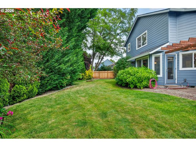 205 Ne MILNE Rd, Hillsboro, OR 97124