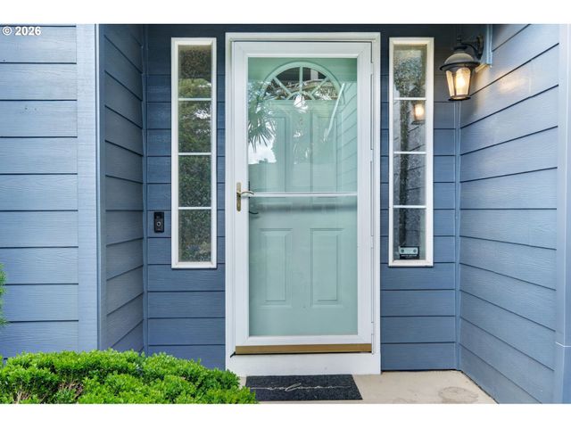 205 Ne MILNE Rd, Hillsboro, OR 97124
