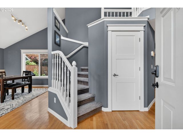 205 Ne MILNE Rd, Hillsboro, OR 97124