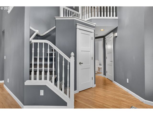205 Ne MILNE Rd, Hillsboro, OR 97124