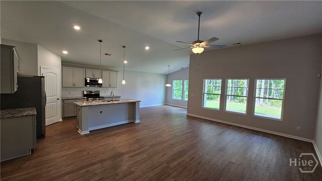 225 Hasty Point Road, Port Wentworth, GA 31407