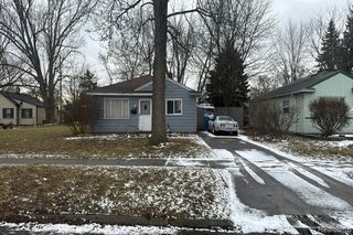 21919 Powers Avenue, Dearborn Heights, MI 48125