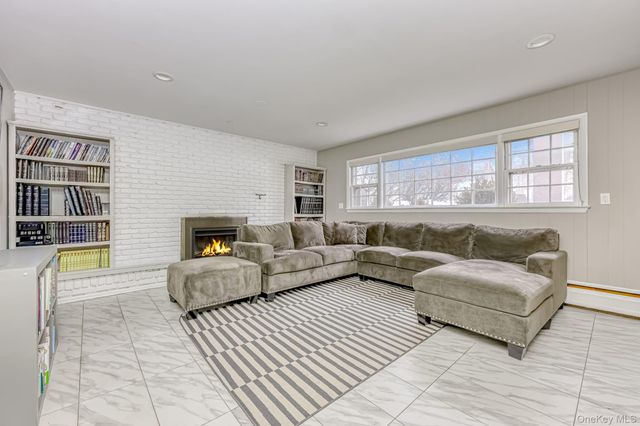 23 Scenic Drive, Suffern, NY 10901