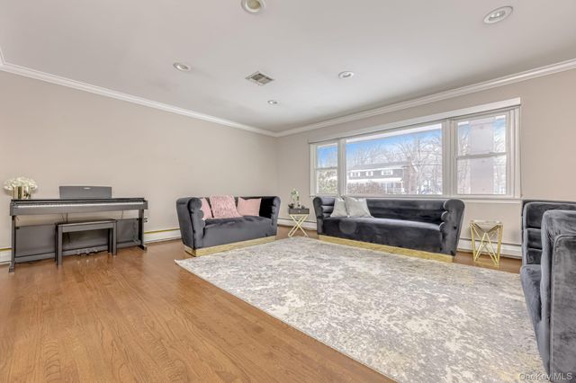 23 Scenic Drive, Suffern, NY 10901