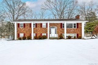 23 Scenic Drive, Suffern, NY 10901