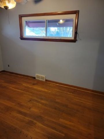 974 Hadley Dr, Sharon, PA 16146