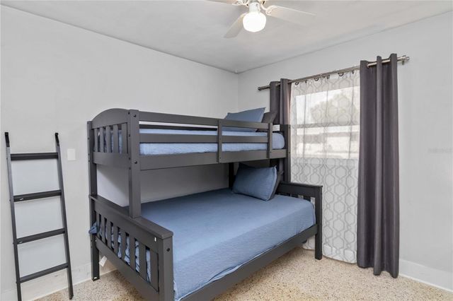 6950 29TH TERRACE N, St Petersburg, FL 33710