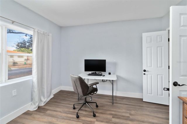 6950 29TH TERRACE N, St Petersburg, FL 33710