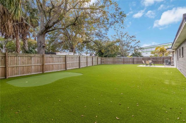 6950 29TH TERRACE N, St Petersburg, FL 33710