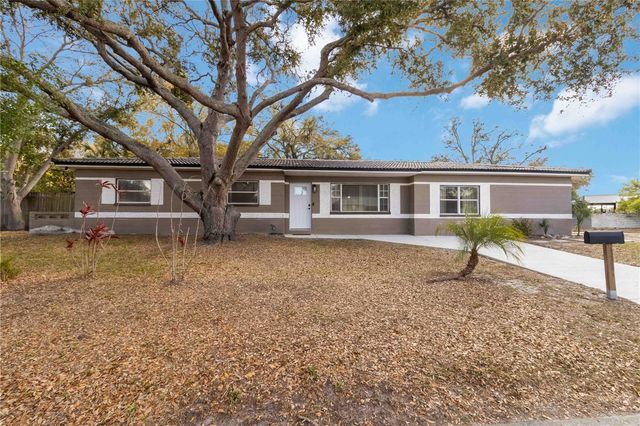 6950 29TH TERRACE N, St Petersburg, FL 33710