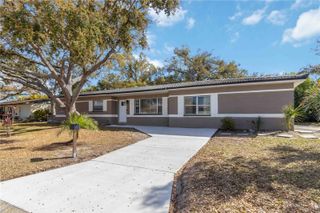 6950 29TH TERRACE N, St Petersburg, FL 33710