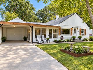 1362 E Summit Avenue, Muskegon, MI 49444