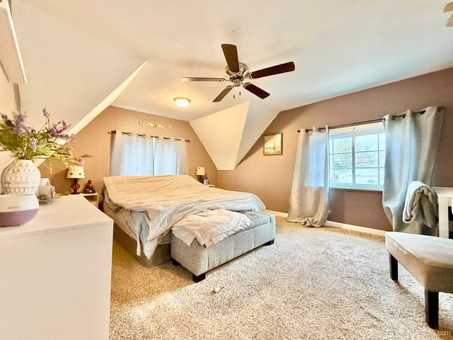 212 N Court Street, Gladstone, MI 49837