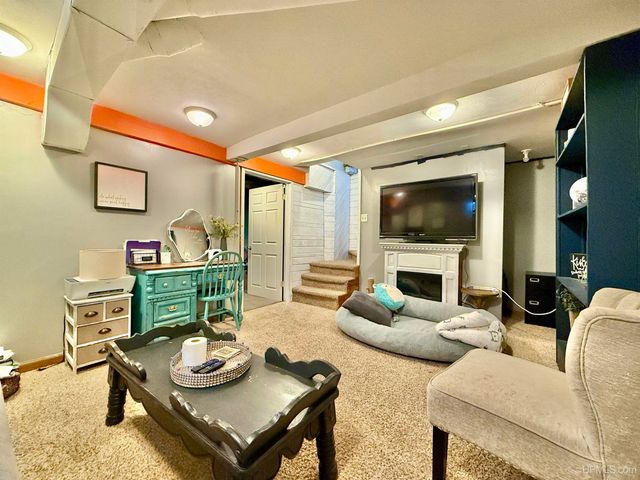 212 N Court Street, Gladstone, MI 49837