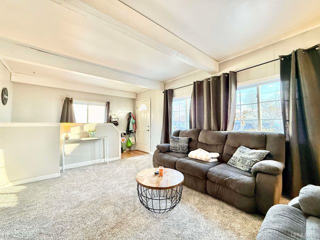 212 N Court Street, Gladstone, MI 49837