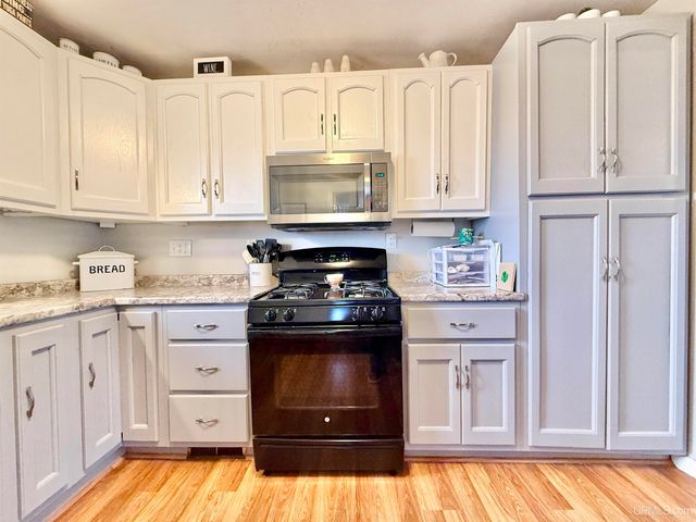 212 N Court Street, Gladstone, MI 49837