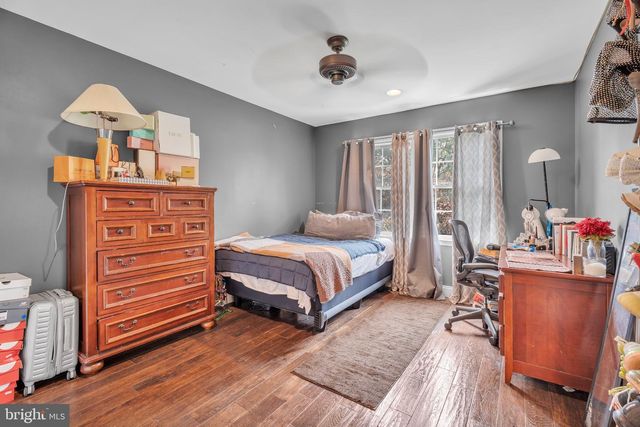 7 WRIGHT DR, Chesterfield, NJ 08515