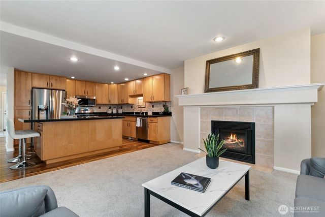 708 Hilltop Avenue, Kent, WA 98031