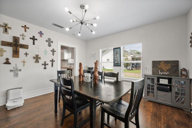 2215 W Park Row Boulevard, Corsicana, TX 75110