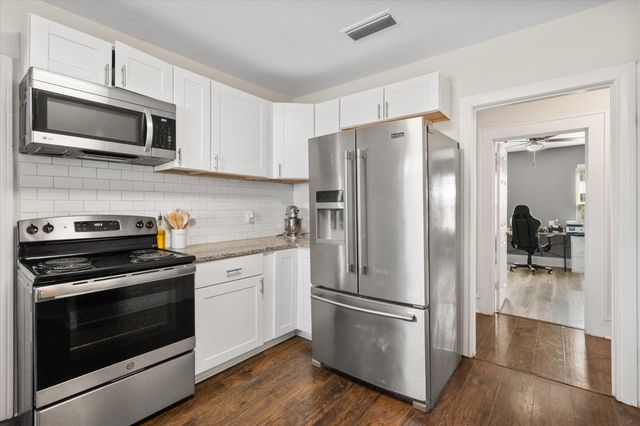 2215 W Park Row Boulevard, Corsicana, TX 75110