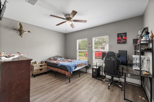 2215 W Park Row Boulevard, Corsicana, TX 75110