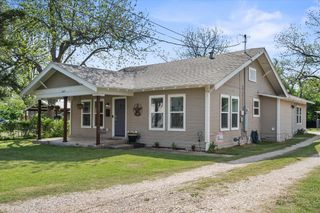2215 W Park Row Boulevard, Corsicana, TX 75110