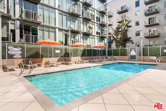645 W 9th Street 237, Los Angeles, CA 90015