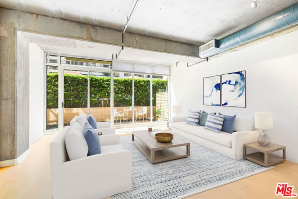645 W 9th Street 237, Los Angeles, CA 90015