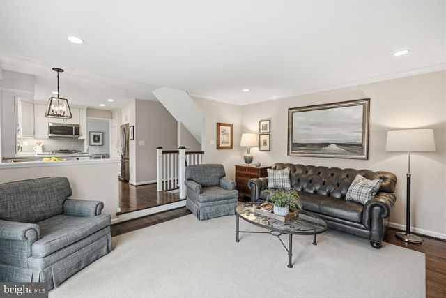 706 FORDHAM ST, Rockville, MD 20850