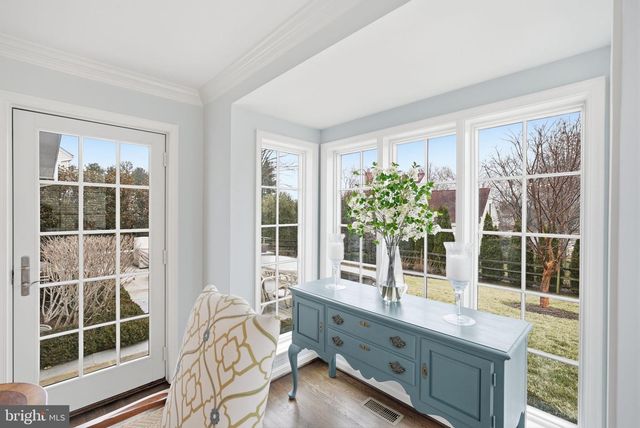 706 FORDHAM ST, Rockville, MD 20850