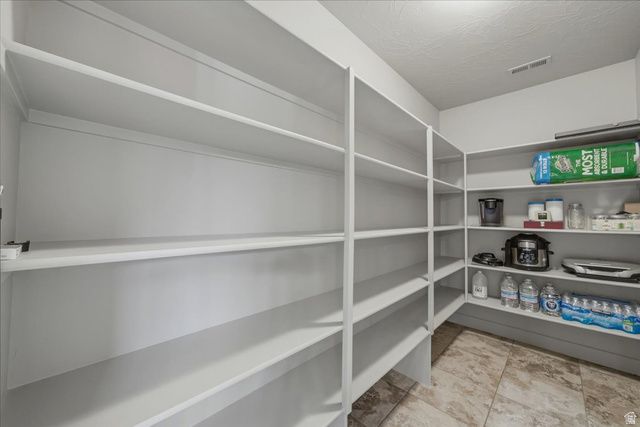 970 N CATALPA DR, Washington, UT 84780