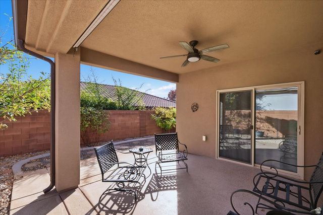 970 N CATALPA DR, Washington, UT 84780