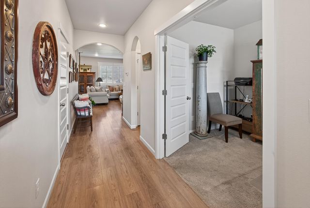 16512 Pine Creek Drive, La Pine, OR 97739