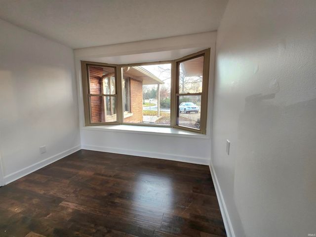 1452 Bonnie View Drive, Evansville, IN 47715