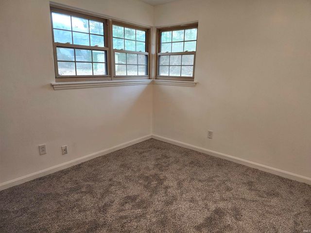 1452 Bonnie View Drive, Evansville, IN 47715