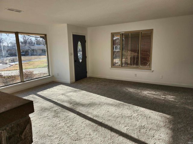 1452 Bonnie View Drive, Evansville, IN 47715