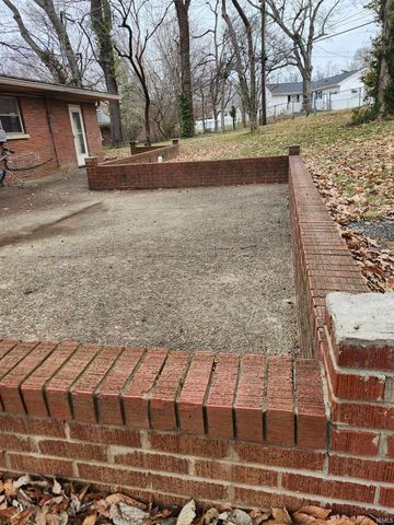 1452 Bonnie View Drive, Evansville, IN 47715