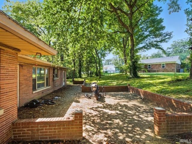 1452 Bonnie View Drive, Evansville, IN 47715