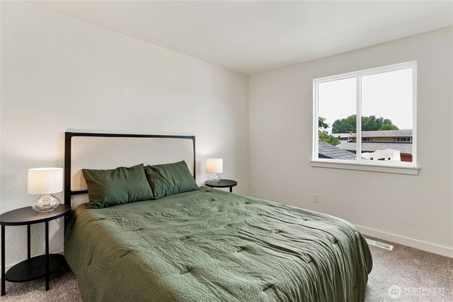 11707 SE 65th Street, Bellevue, WA 98006