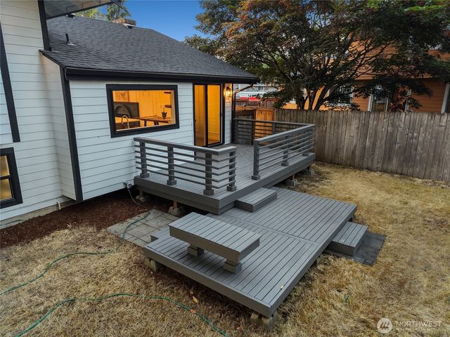 11707 SE 65th Street, Bellevue, WA 98006