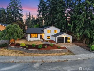 11707 SE 65th Street, Bellevue, WA 98006