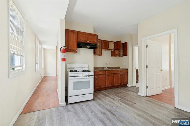 48 Seymour Avenue, Newark, NJ 07108