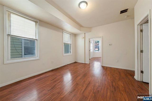 48 Seymour Avenue, Newark, NJ 07108