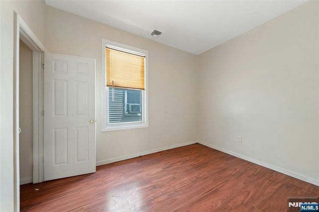 48 Seymour Avenue, Newark, NJ 07108