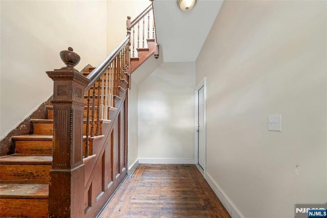 48 Seymour Avenue, Newark, NJ 07108